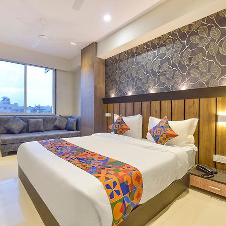 Fabhotel The Max Glory Индаур Экстерьер фото