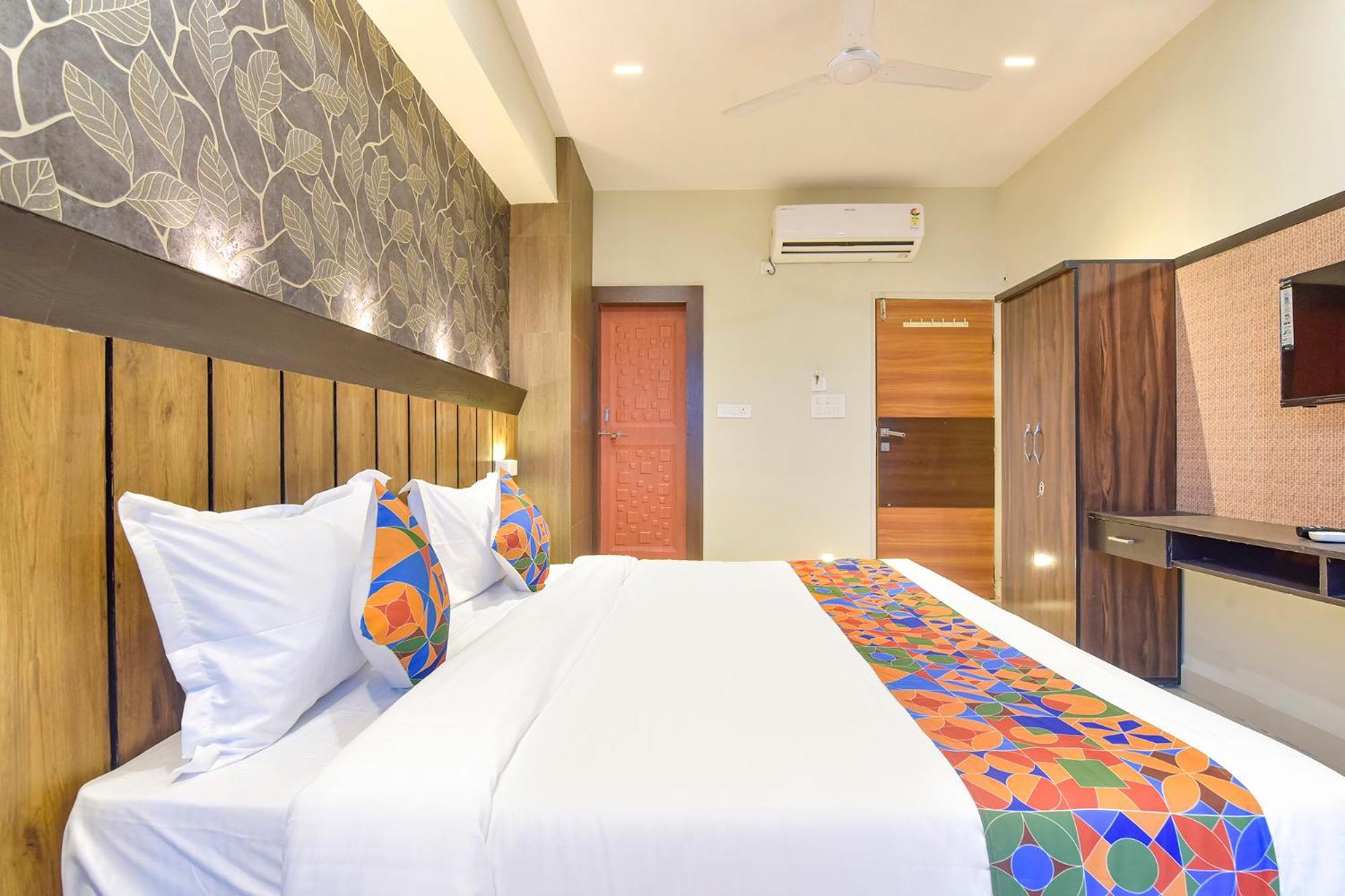 Fabhotel The Max Glory Индаур Экстерьер фото
