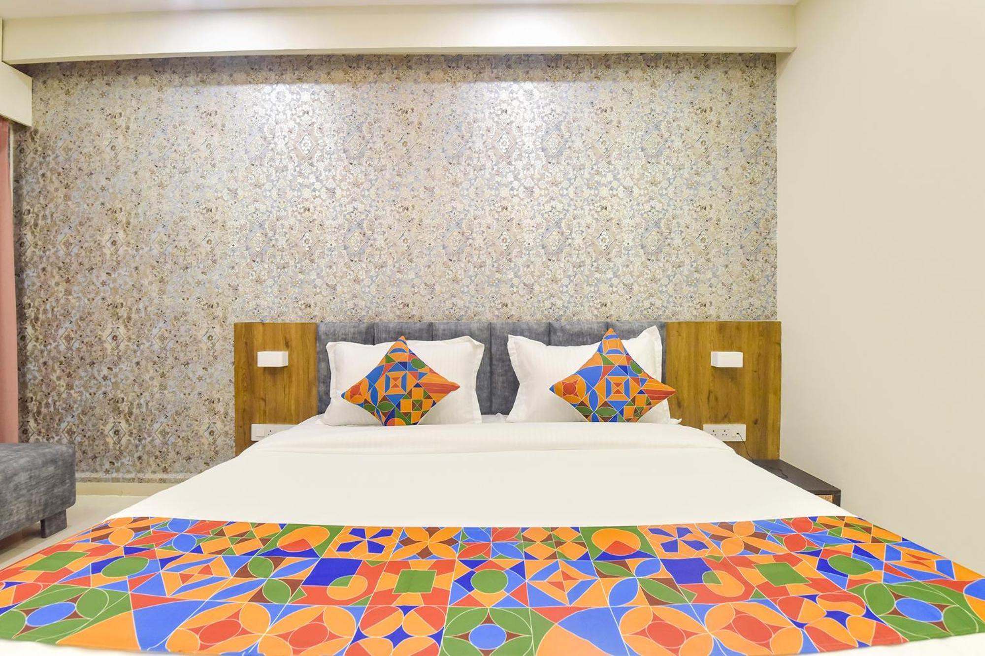 Fabhotel The Max Glory Индаур Экстерьер фото
