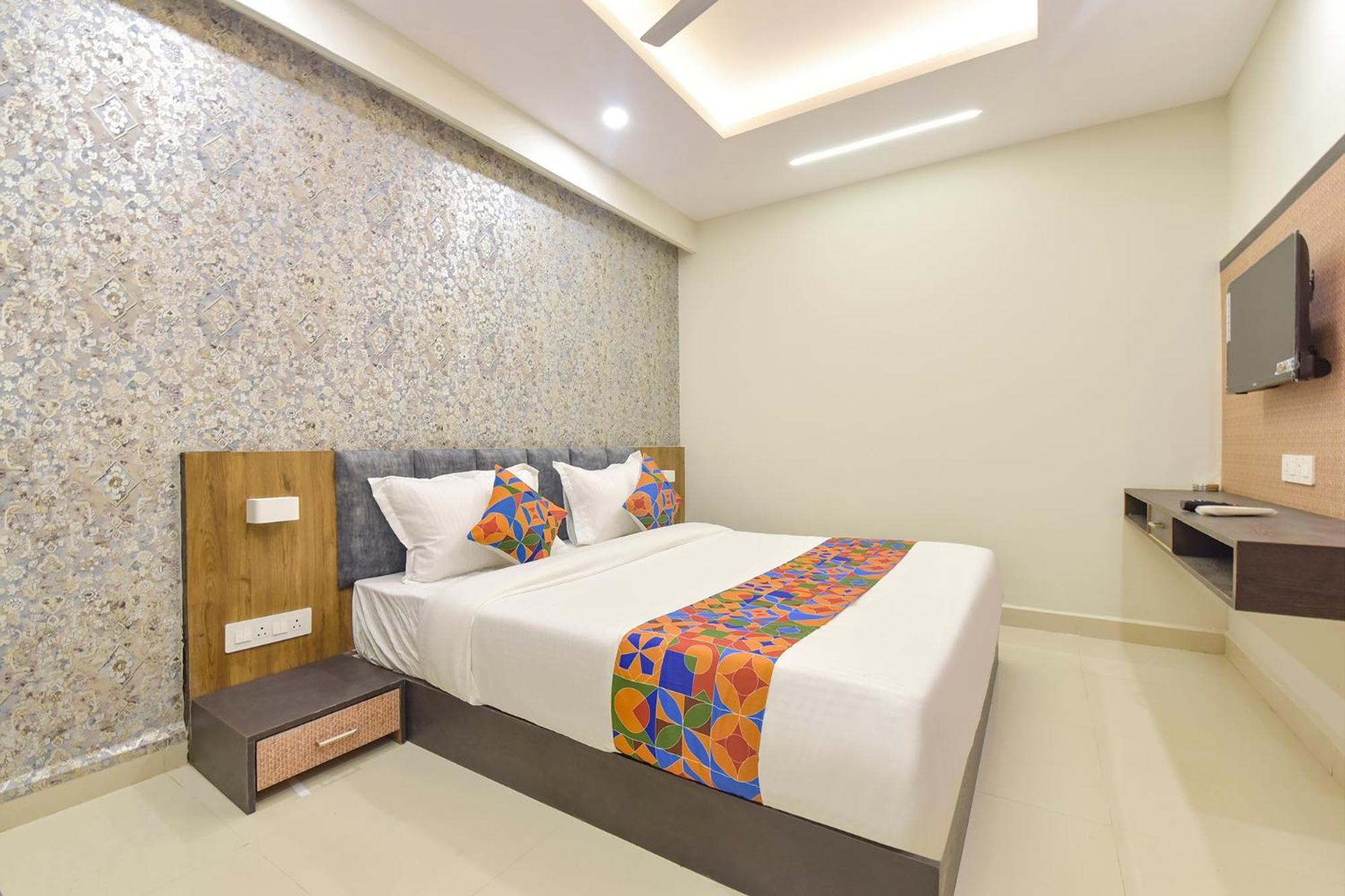 Fabhotel The Max Glory Индаур Экстерьер фото